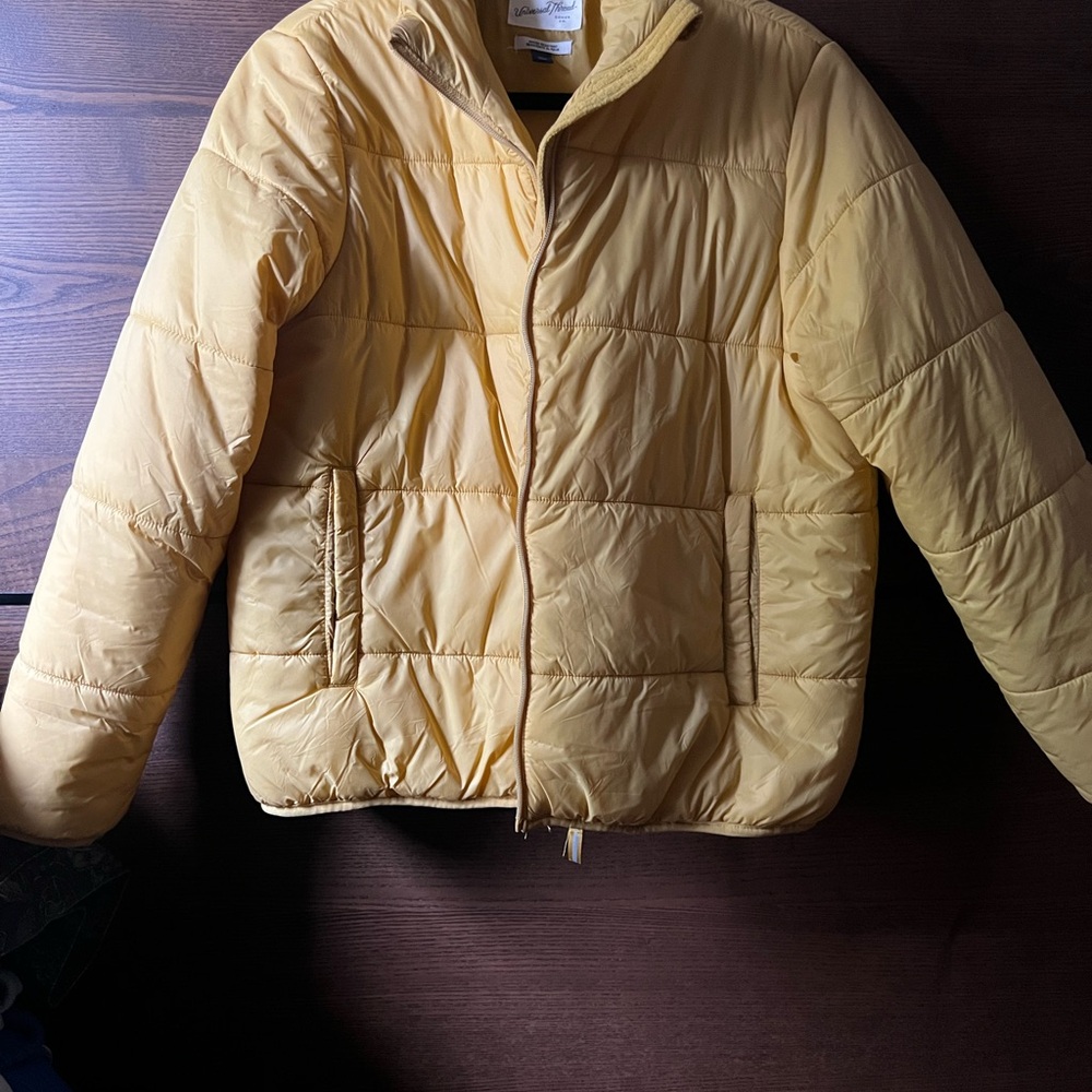 Universal Thread Yellow puffer Jacket - Picture 2 of 7